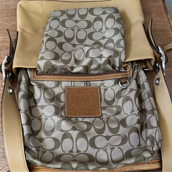 Vintage Coach Legacy Tan Leather Crossbody Bag with Silver Hardware - Picture 8 of 12